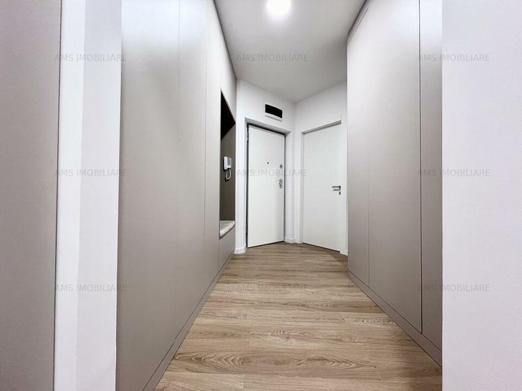 Apartament cu 2 camere semidecomandat, mobilat în Pipera