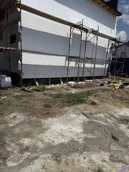 Casă cu 4 camere cu Teren 500 Mp în Cazasu