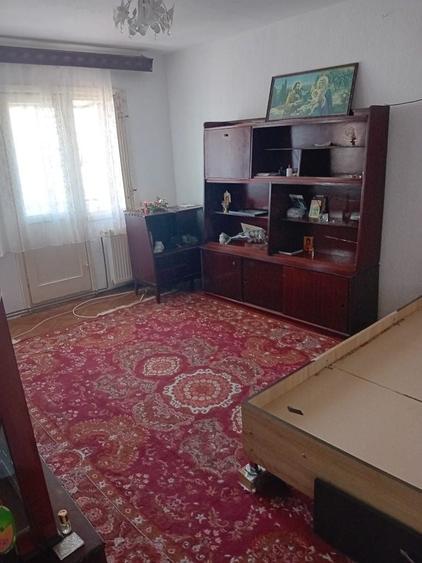 Garsonieră decomandată în Micro 3