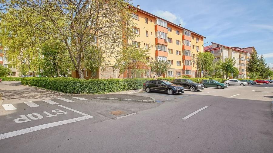 Apartament cu 2 camere decomandat, mobilat în Răcădău