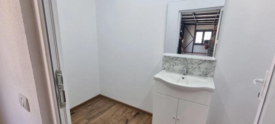 Inchiriez hale in Pitesti, str Depozitelor, sup. 360, 590 si 598 mp - 4