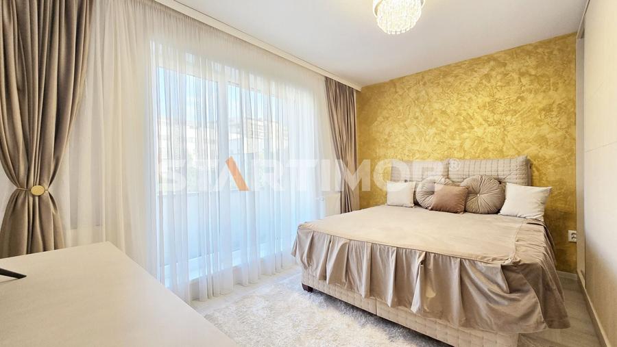 Apartament cu 3 camere decomandat, mobilat în Tractorul