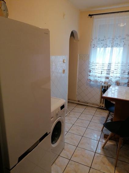 Apartament cu 2 camere decomandat în Dumbrăvița