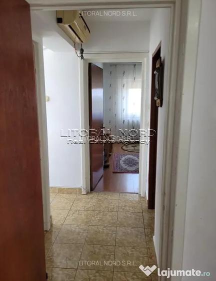 Apartament cu 2 camere decomandat în Poarta 6