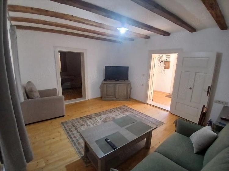 Casă cu 2 camere cu Teren 1300 Mp în Orlat