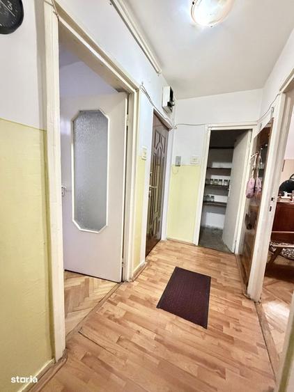Apartament cu 3 camere decomandat în Dâmbu Pietros