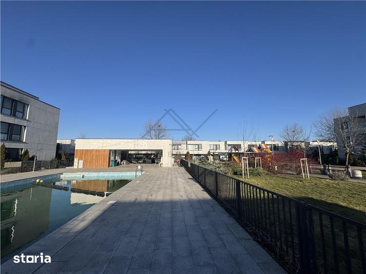 Casă cu 4 camere cu Piscina în Central