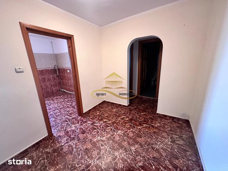 Apartament cu 2 camere decomandat în Mioriței