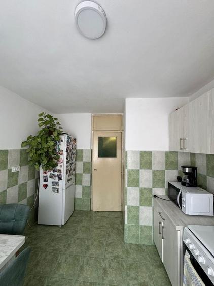 Apartament cu 2 camere semidecomandat în Plopilor
