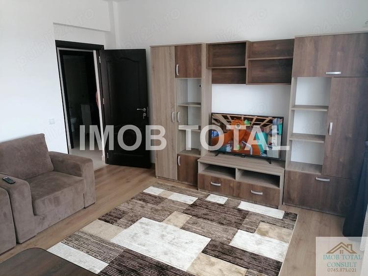 Apartament cu 2 camere decomandat în Prundu