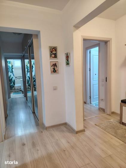 Apartament cu 4 camere în Central