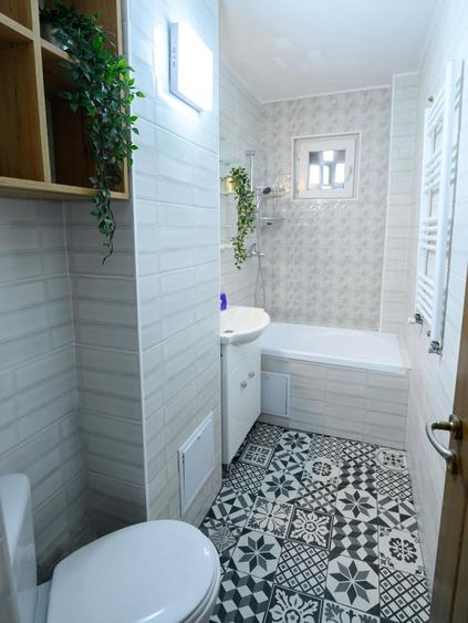 Apartament cu 2 camere semidecomandat, mobilat în Casa de Cultură