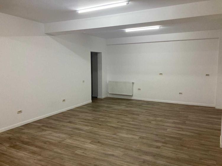 Spațiu comercial, de 80 mp, în Chiajna