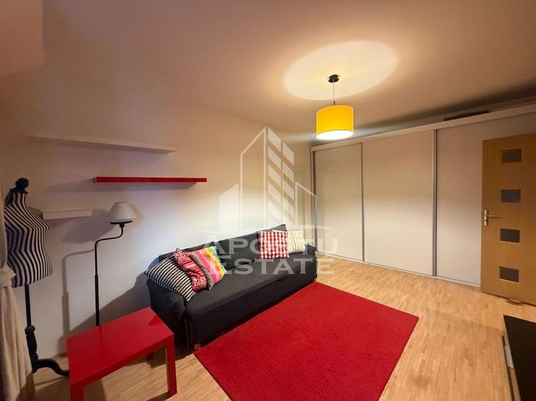 Apartament cu 3 camere decomandat în Aradului