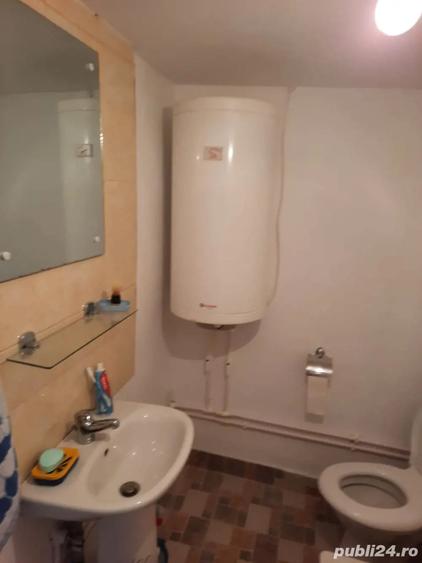 Casă cu 5 camere în Central
