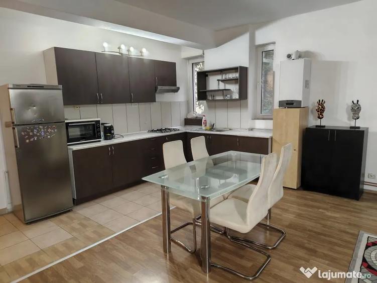 Apartament cu 2 camere semidecomandat în Central