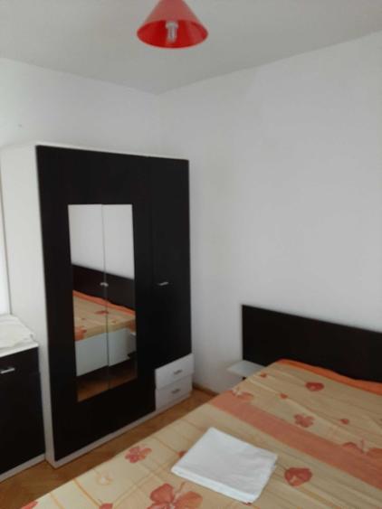 Apartament cu 2 camere semidecomandat în Nufărul