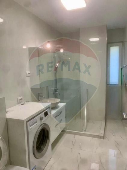 Apartament cu 2 camere semidecomandat în Borhanci
