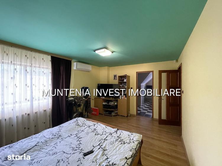 Casă cu 5 camere cu Teren 840 Mp în Ștefănești