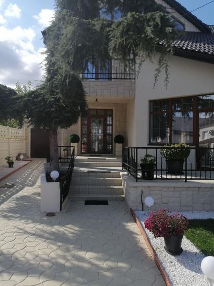 Casă cu 4 camere în Sud