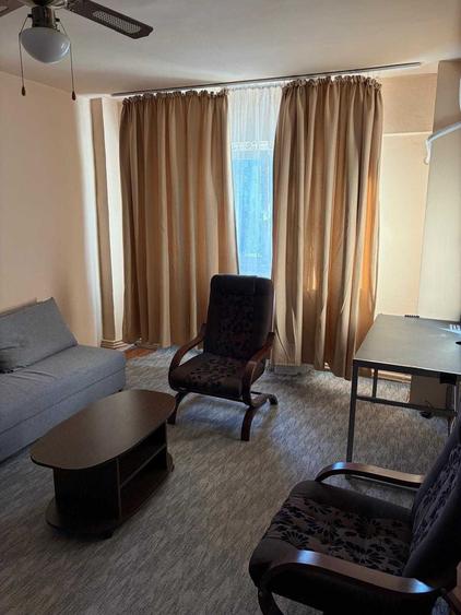 Apartament cu 2 camere semidecomandat în Intim