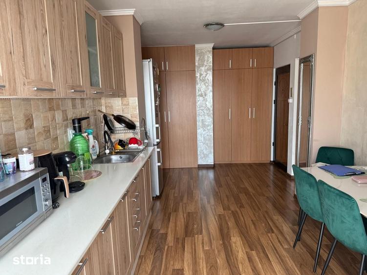 Apartament cu 2 camere decomandat în Lotus