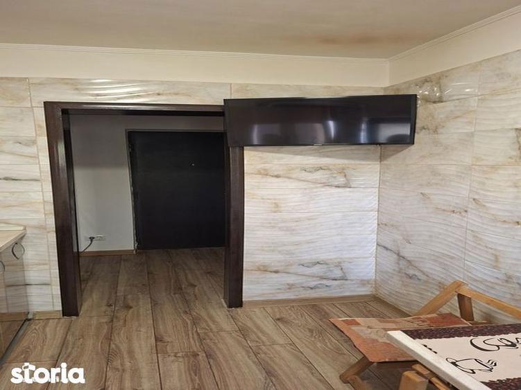 Apartament cu 2 camere decomandat în Polonă
