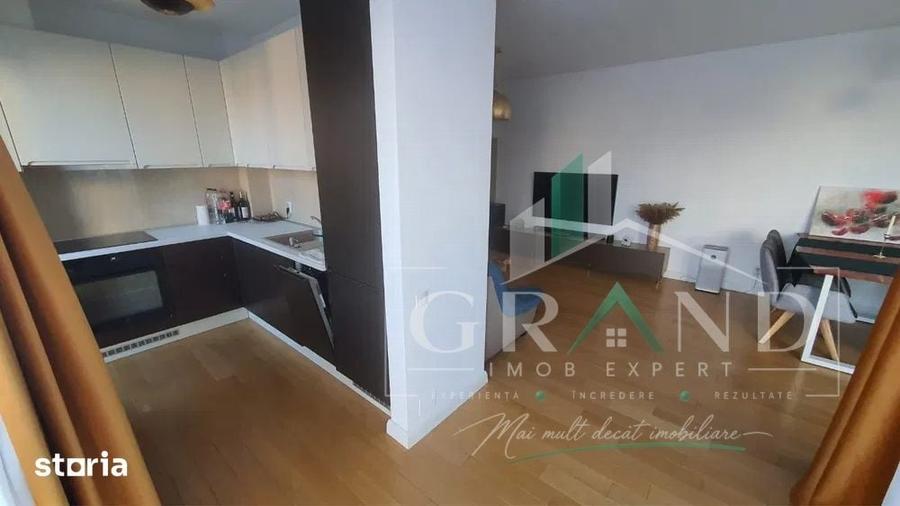 Oportunitate in Centru | Apartament 2 Camere | Balcon | Strada Mihai E - 6