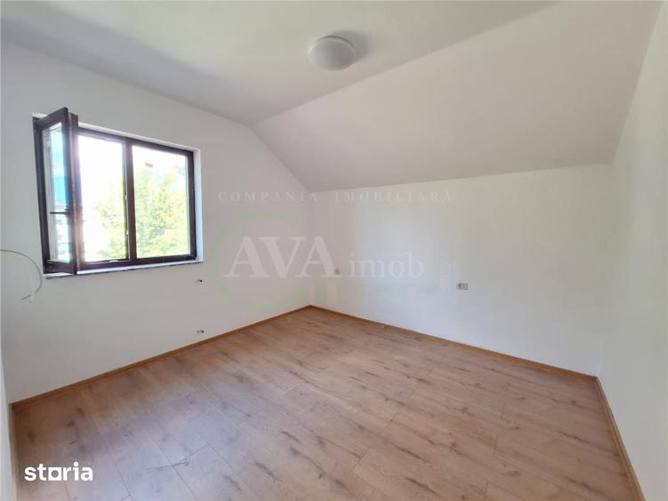 Casă cu 4 camere cu Teren 470 Mp în Republicii