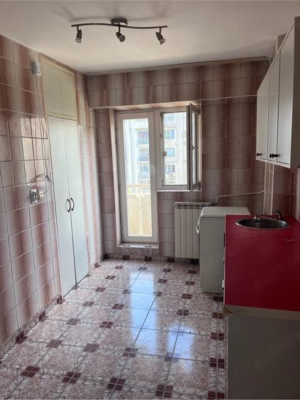 Apartament cu 2 camere decomandat în Octavian Goga