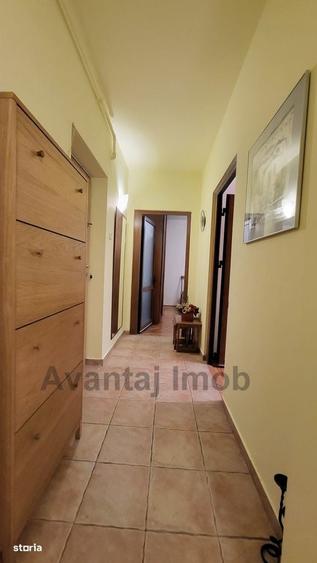 Floreasca, Bach, centrala de apartament, bloc anvelopat, decomandat - 9