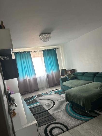 Apartament cu 2 camere decomandat în Exterior Vest