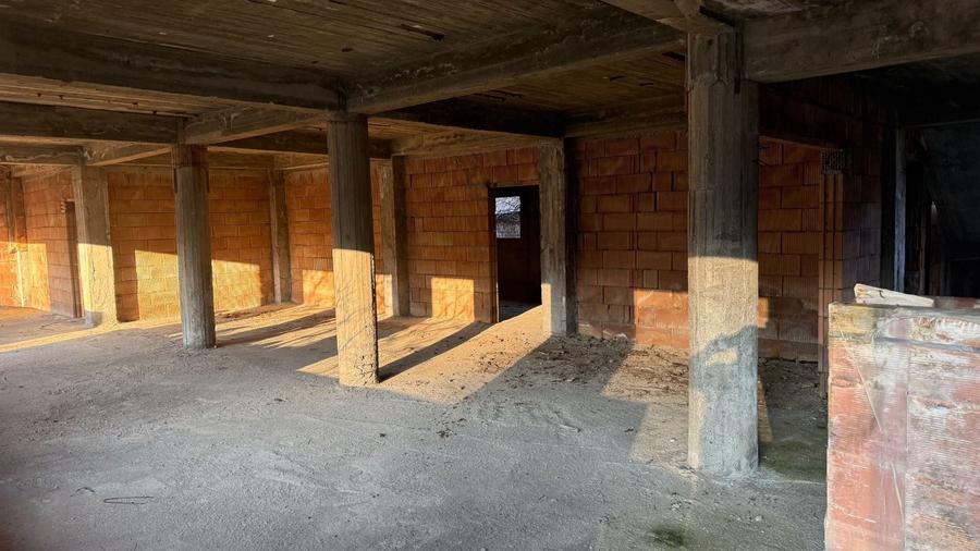 Teren si constructie - 5