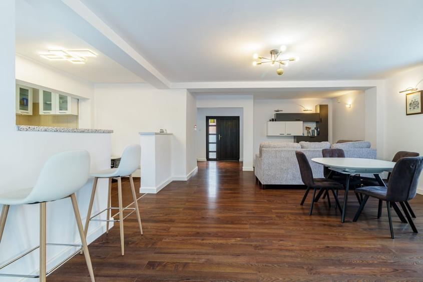 Casa Corbeanca - Curte si liniste - 1