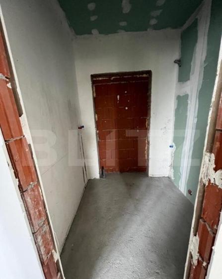 Apartament de 4 camere , 2 balcoane , 93 mp, zona Careiului - 6