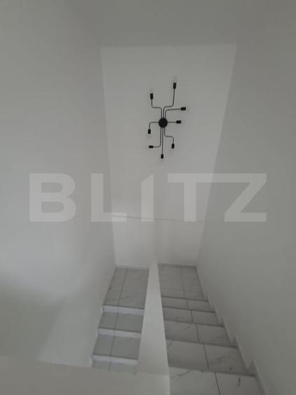 Duplex cu 3 camere cu Canalizare în Budiului