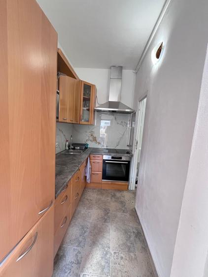 Apartament de închiriat, 2 camere, 47 mp, Central strada Avram Iancu - 4