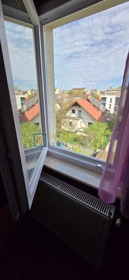 Apartament cu 2 camere semidecomandat, mobilat în Aradului