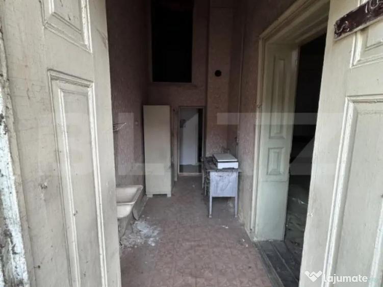 Casa zona centrala Dej,curte comuna, 31mp - 10