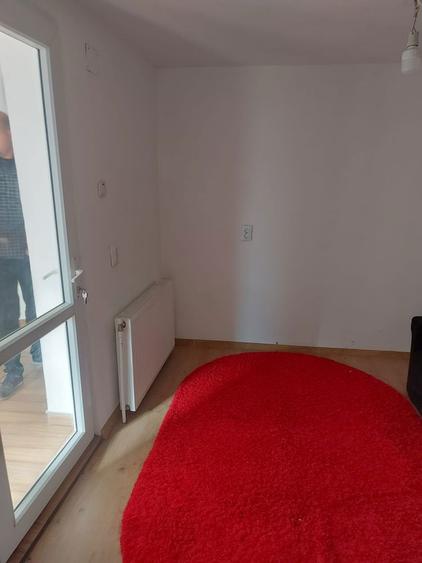 Casa renovata recent aproape de Promenada Mall - 2