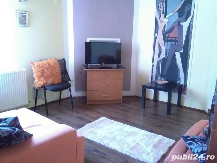 Vila pensiune 550 m2 teren 1000 m2 ie?ire la parau - 1