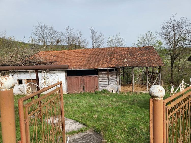 Casa la 18 km de Deva - 2