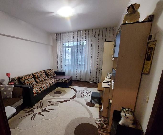 Stefan cel Mare, garsoniera cu centrala, boxa, bloc reabilitat, metrou - 1