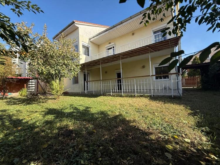 Casa individuala, 7 camere, parter+mansarda, 220 mp - Braytim - 1