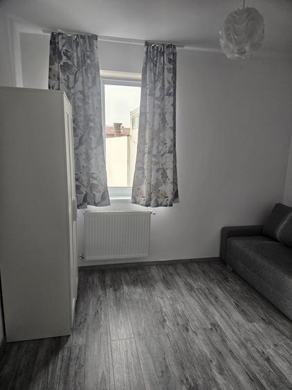 chirie apartament 3 camere, bloc nou, garaj, Centru - 10