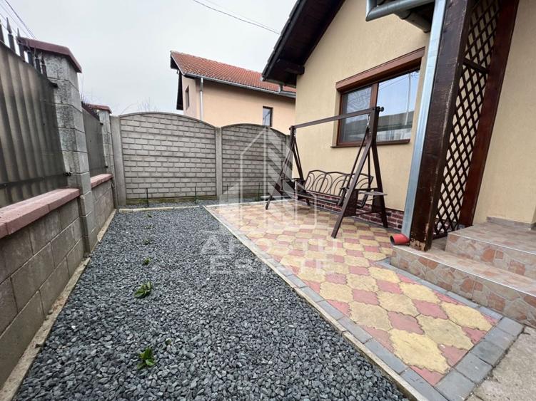 Casa individuala  cu 3 camere , pe parter , curte ,in Giroc - 8