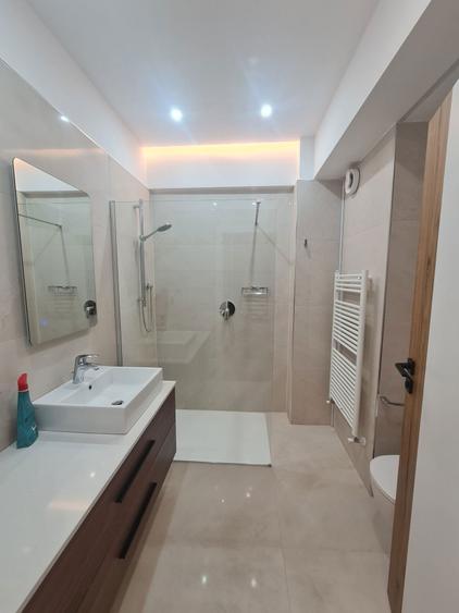 Vand apartament cu doua camere in bloc nou mobilat si utilat - 2