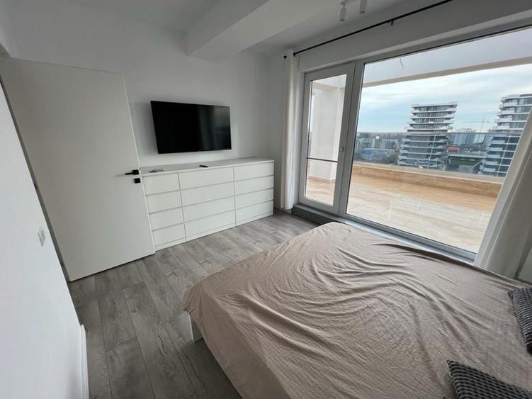 Apartament 3 camere tip Penthouse 105 mp. !! 71mp utili+ terasa 34mp utili PRIVELISTE superba spre mare - 1