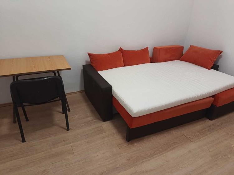 Apartament cu 4 camere decomandat în Unirii