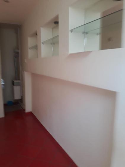 Dau in chirie spatiu comercial pentru. comerti sau birou, zona ultracentrala - 2